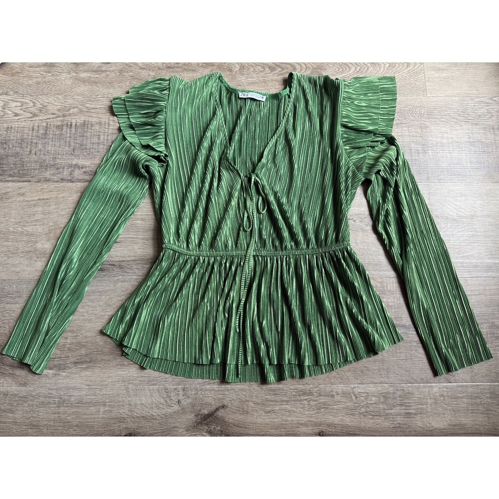 Zara Green Plisse Pleated Peplum Top Ruffle Shoulder Front Tie Blouse Small